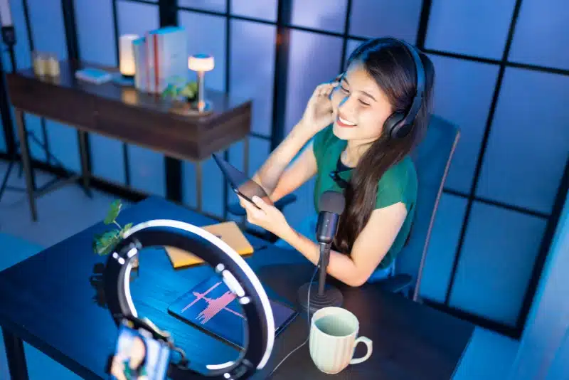 5+ Ways Content Creators Can Get AI Royalties